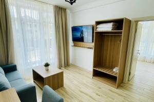 Изображение Изображение: Семейный люкс (двухкомнатный номер) #1 #5