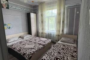 Изображение Изображение: Трёхместная комната «Люкс» #1 #2