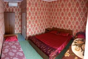 Изображение Изображение: 4-х местный номер с удобствами #1 #3