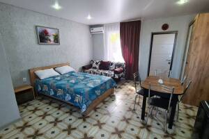 Изображение Изображение: № 2 Апартаменты-студия на 4 чел #1 #2