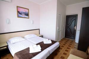 Изображение Изображение: 2-х местный номер с 2 отдельными кроватями #1 #2