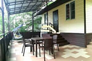 Изображение Изображение: Четырехместный двухкомнатный в летнем домике #1 #2