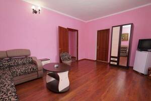 Изображение Изображение: 2-х комнатный «Семейный Люкс» #1 #5