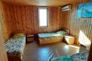 Изображение Изображение: Этаж под ключ из 3 комнат до 12 человек #1 #9