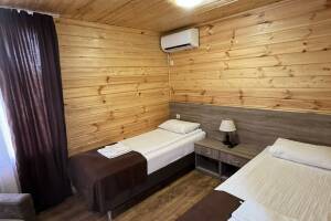 Изображение Изображение: Домик с двумя спальнями и кухней #1 #10