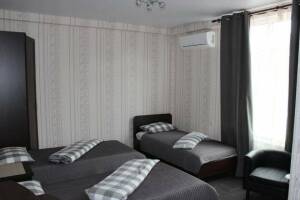 Изображение Изображение: Трехместный номер с 3 односпальными кроватями #1 #4