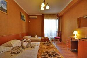 Изображение Изображение: Стандартный трехместный номер #1 #2