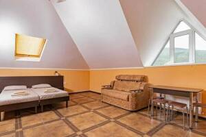 Изображение Изображение: Семейный номер без балкона #1 #4