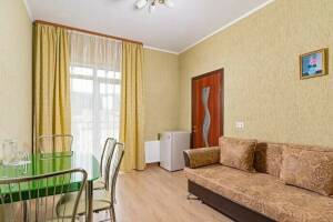 Изображение Изображение: Двухкомнатный номер с балконом #1 #5