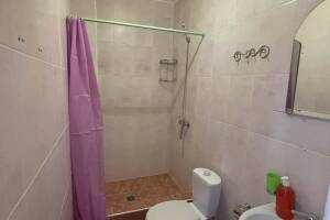 Изображение Изображение: Четырёхместный номер с панорамным остеклением #1 #3