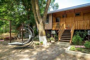 Изображение Изображение: Двухкомнатные апартаменты с кухней в коттедже № 2 #1 #2