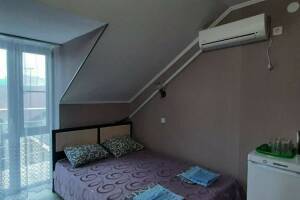 Изображение Изображение: Двухкомнатный семейный «Люкс» с балконом на 5 мест #1 #1