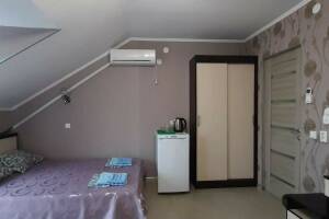 Изображение Изображение: Пятиместный двухкомнатный «Люкс» с балконом #1 #2