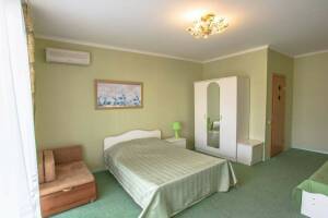 Изображение Изображение: «Стандарт» четырёхместный с балконом #1 #10