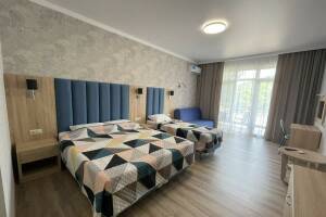 Изображение Изображение: Четырехместный «Люкс» 2 этаж #1 #2