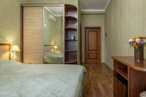 Изображение Изображение: 2-х местный «Зеленый» с видом на парк #1 #3