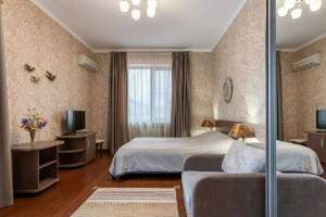 Изображение Изображение: 3-х местный «Бежевый» #1 #8