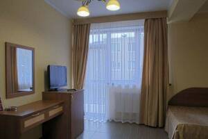 Изображение Изображение: Двухместный номер с угловой кроватью #1 #1