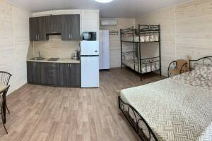 Изображение Изображение: Номер с двуспальной и двухъярусной кроватями #1 #2