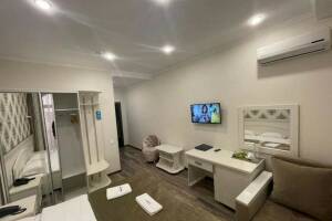 Изображение Изображение: Трехместный Люкс с балконом видом на море #1 #3