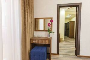 Изображение Изображение: Двухкомнатный делюкс с балконом с видом на море #1 #12