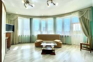 Изображение Изображение: Трёхкомнатный номер «Люкс» #1 #3