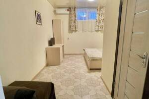 Изображение Изображение: Трёхместный «Эконом» (цоколь) #1 #5