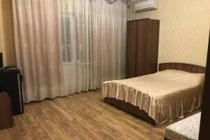 Изображение Изображение: Трехместный номер «Стандарт» с балконом #1 #2