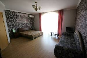 Изображение Изображение: Двухкомнатные апартаменты с кухней #1 #4