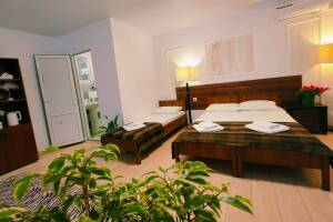 Изображение Изображение: 3-х местный с мини-кухней и балконом + 2 д. места #1 #6