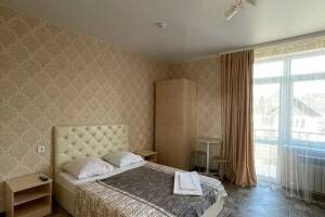 Изображение Изображение: 3-х местный «Стандарт» с балконом #1 #6