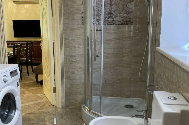 Изображение Изображение квартиры &quot;Квартира-студия 75 м² «Ева-Мария в Риме»&quot; #5 #3