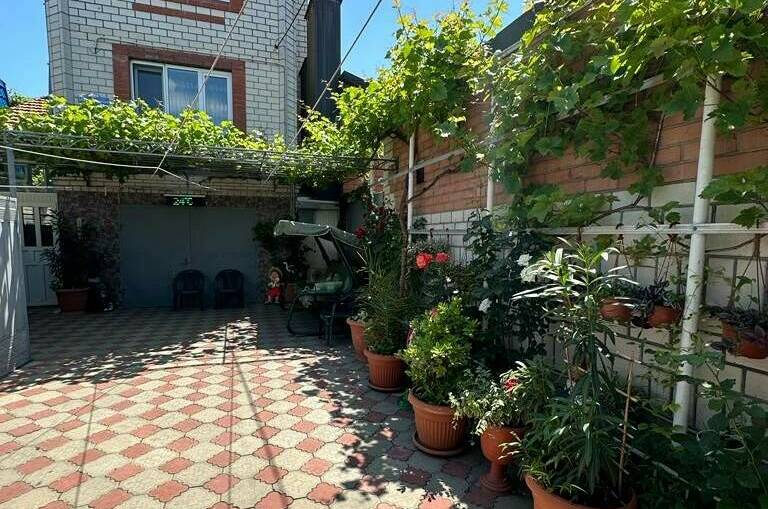 Изображение гостиницы "Гостевой дом на Новороссийской" #1