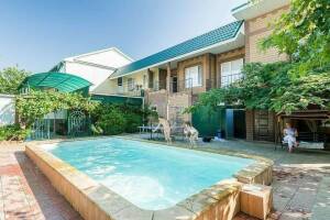 Изображение отеля / гостиницы "Домовладение Краснофлотская 67"