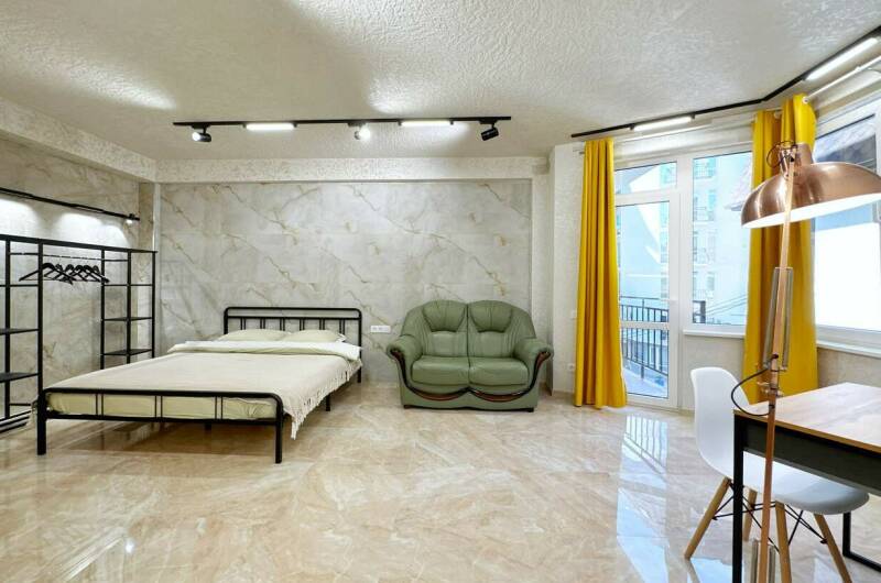 Изображение Изображение квартиры &quot;Просторная студия со стильным ремонтом&quot; #3 #1