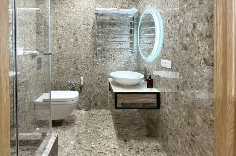 Изображение Изображение квартиры &quot;Просторная студия со стильным ремонтом&quot; #9 #7