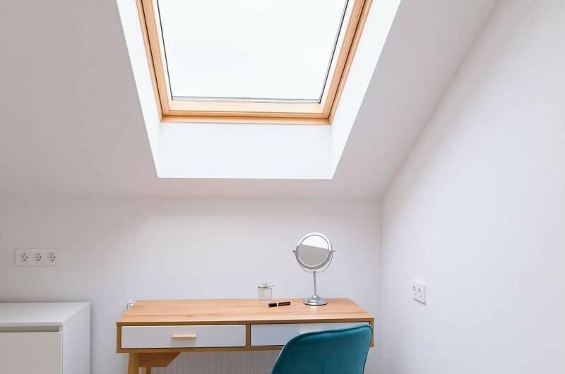 Изображение Изображение квартиры &quot;Дизайнерская мансарда в 150 метрах от моря&quot; #7 #5