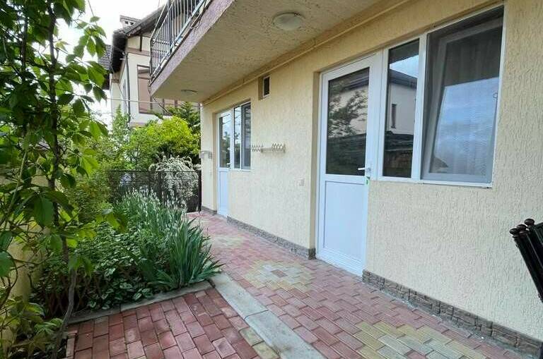 Изображение Изображение гостиницы &quot;Гостевой дом на Красных Партизан&quot; #8 #6