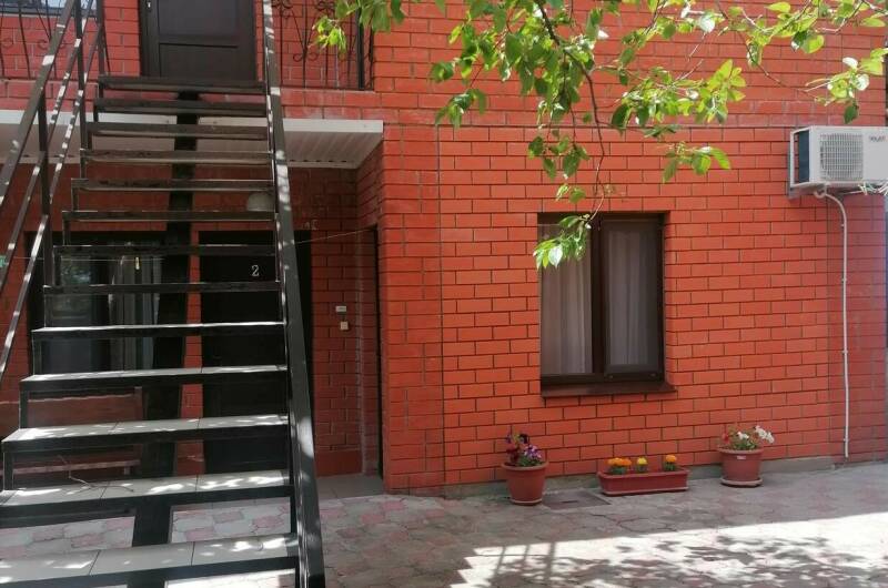 Изображение гостиницы "Гостевой дом на Халтурина" #1