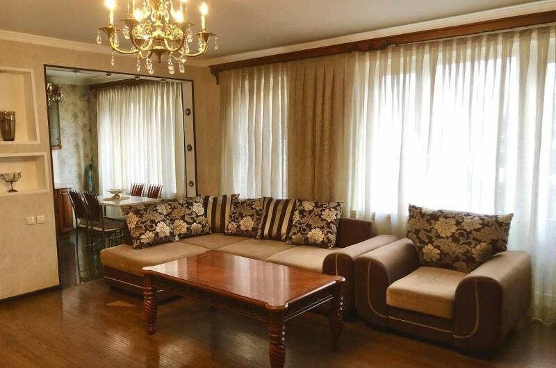 Изображение Изображение квартиры &quot;3-х комнатная квартира в центре Сухума&quot; #3 #1