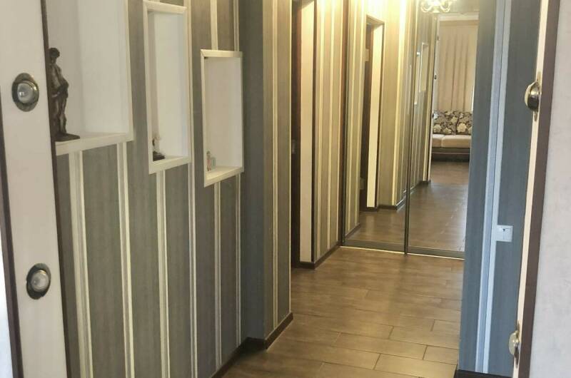 Изображение Изображение квартиры &quot;3-х комнатная квартира в центре Сухума&quot; #10 #8