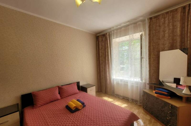 Изображение квартиры "2-комнатная квартира с двориком и мангалом" #1