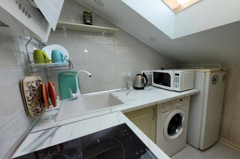 Изображение Изображение квартиры &quot;Уютная мансарда с новой мебелью&quot; #5 #3