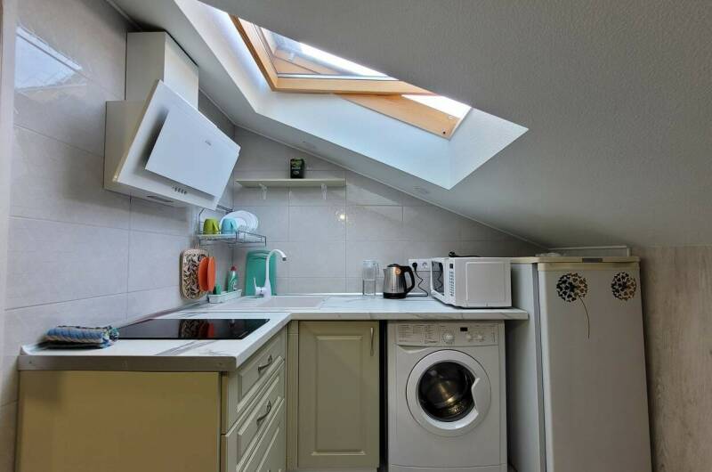 Изображение Изображение квартиры &quot;Уютная мансарда с новой мебелью&quot; #8 #6