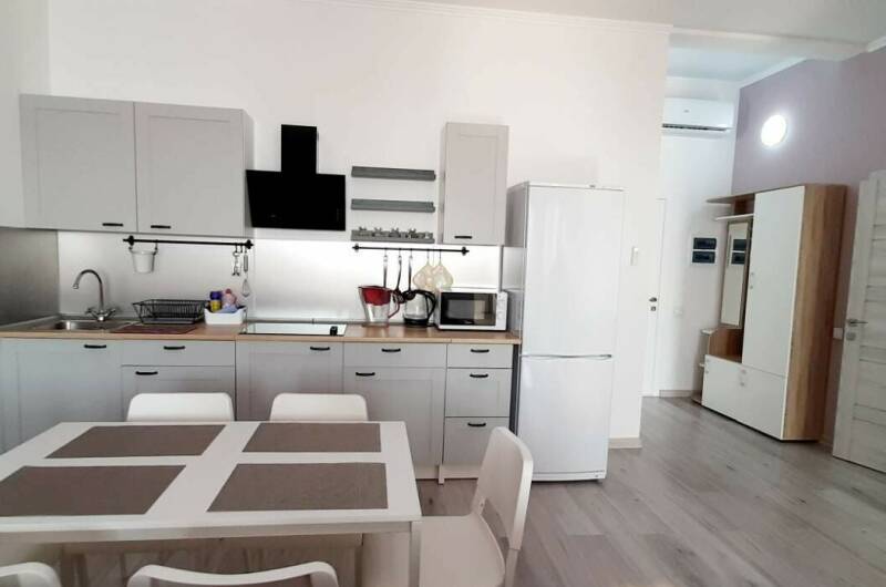 Изображение Изображение квартиры &quot;2-х комнатная квартира в центре (74 м²)&quot; #4 #2