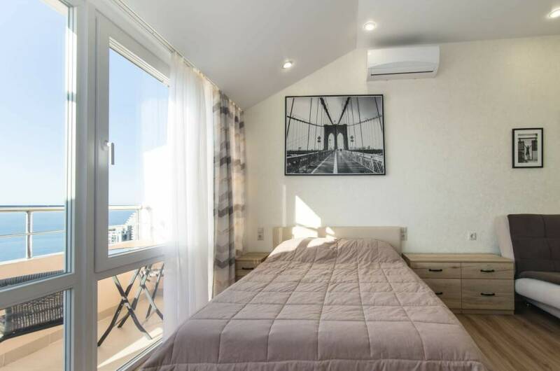 Изображение квартиры "Квартира на Есауленко с шикарным видом на море" #1