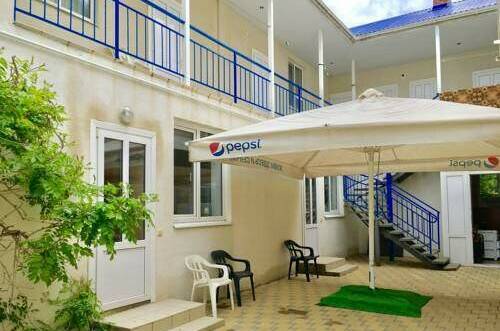 Изображение гостиницы "Гостевой дом «Лидия плюс»" #1