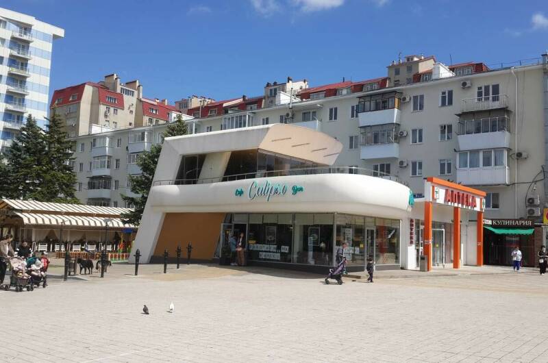 Изображение квартиры "2-комнатная квартира с выходом к морю" #1