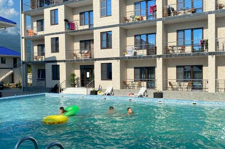 Изображение гостиницы "Парк-отель «Галина»" #1