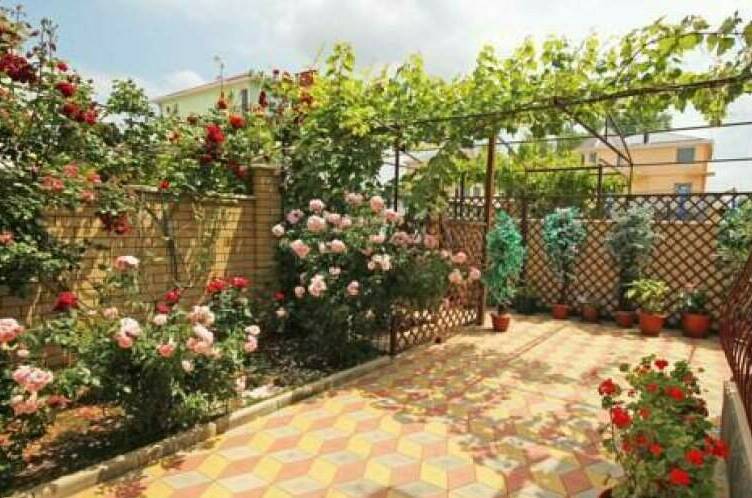 Изображение Изображение гостиницы &quot;Гостевой дом «Барон-Диана»&quot; #8 #6